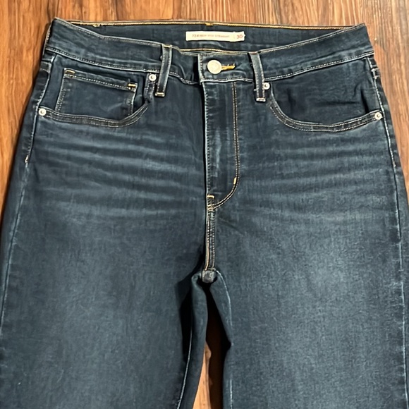 NWOT Levi’s 724 High Rise Straight - Picture 7 of 15